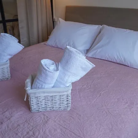 Jelinas Bright In The Centre Of * Nafplio