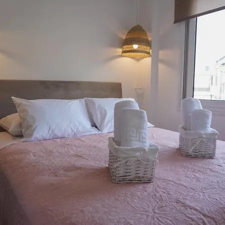 Jelinas Bright In The Centre Of